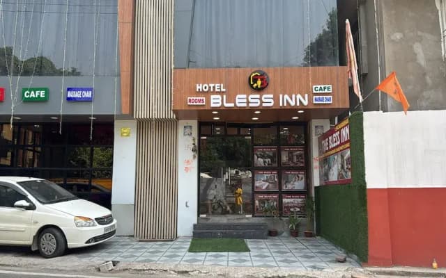 Hotel Bless Inn