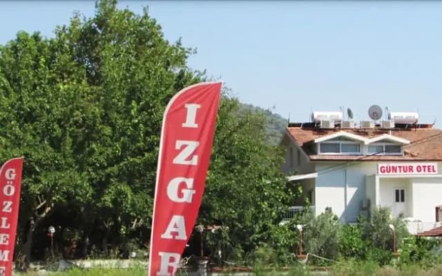 Günlü Pansi̇yon