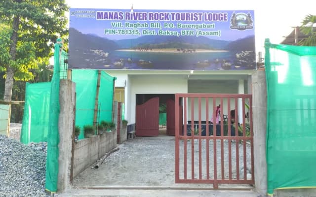 Homecation Manas River Rock Lodge
