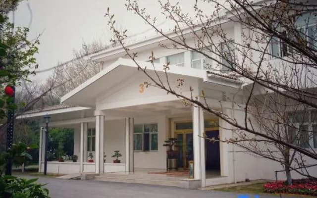 Chunlan Hotel