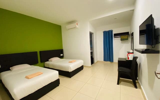 H & Z Langkawi Motel