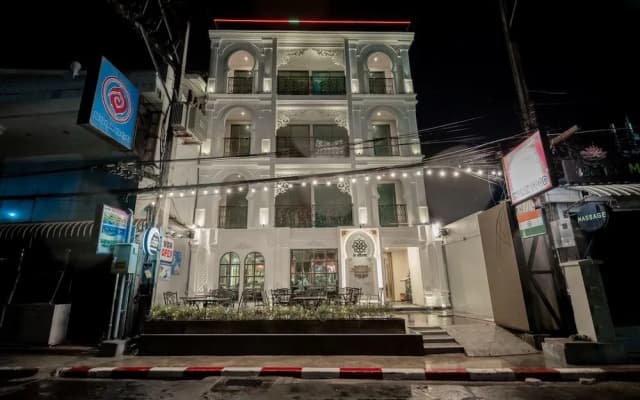 Le Maroc Hotel Patong