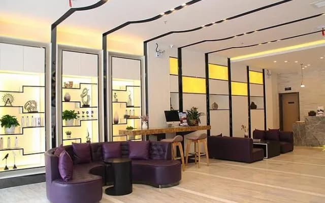Lavande Hotels Yiyang Railway Station