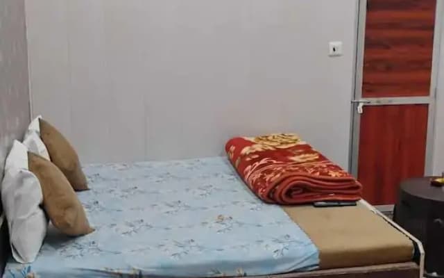 Anand Lok Varanasi