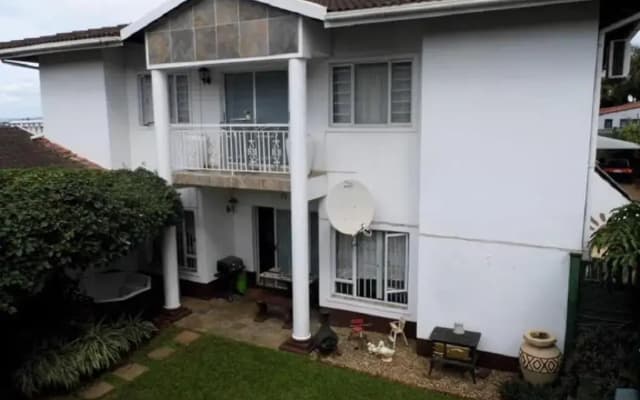 Bougainvillea BNB