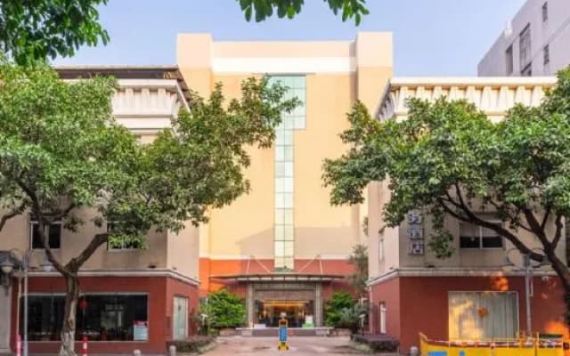 Xionghui Business Hotel