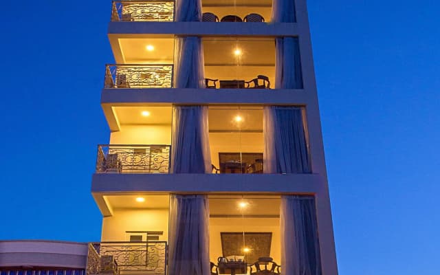 Rex Hotel and Apartment