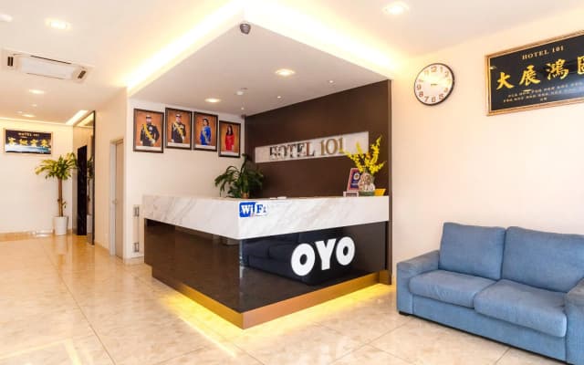 HOTEL 101 Ulu Tiram