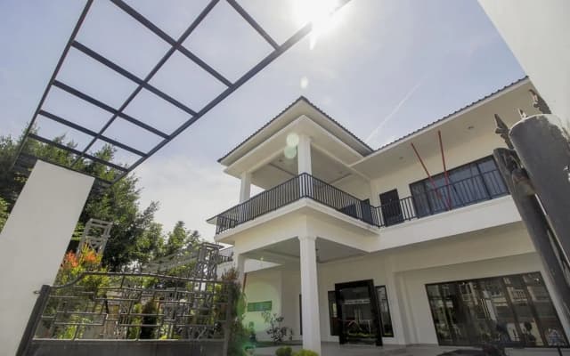 RedDoorz Premium @ Setiabudi Medan