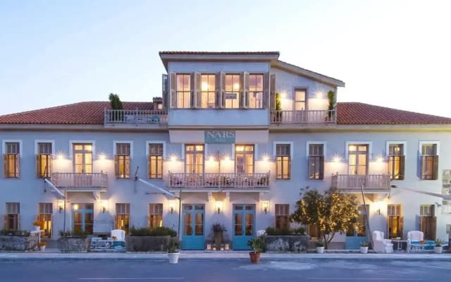 Nars Ilica Hotel Beach