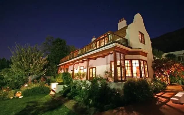 Acorn House