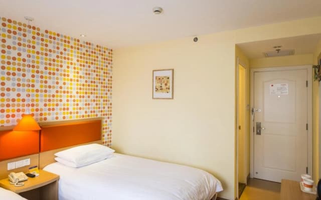 Home Inn Lingwu Ningdong Ningyuan Road