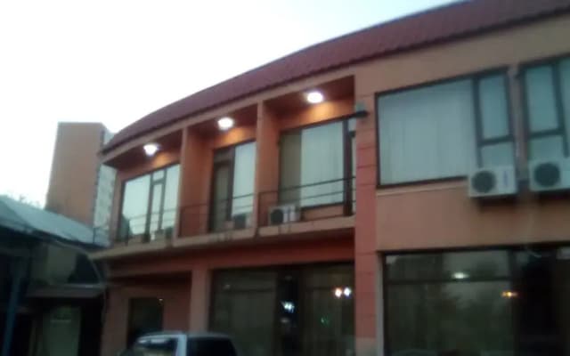 Hotel 999