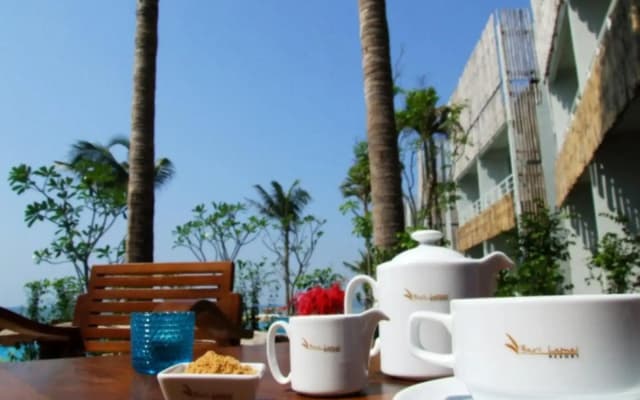 Bari Lamai Resort