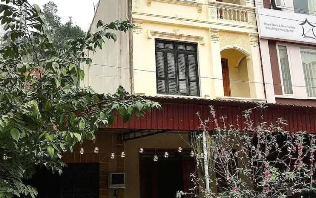 Room in House - Ha Giang Paradise Hostel & Tours