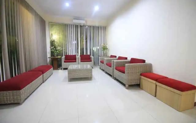 Dermaga Keluarga Sonosewu