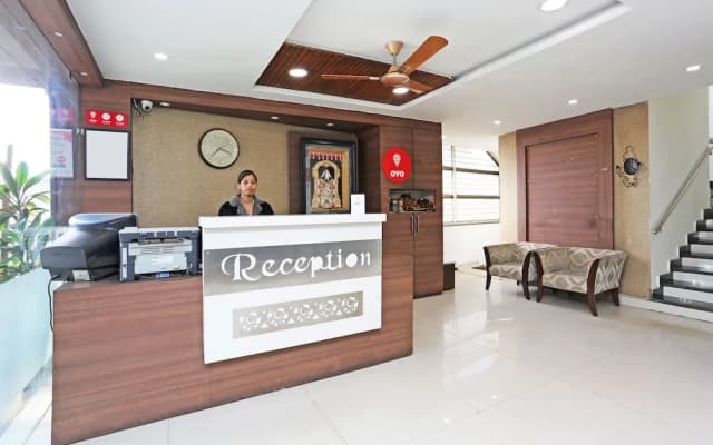 Fabhotel Ashirwad Regency