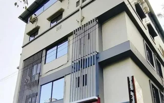 Hotel Sahara Residency