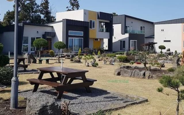 Jeju My Half Time Pension and Guest House