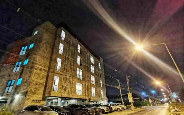 Newman Hotel