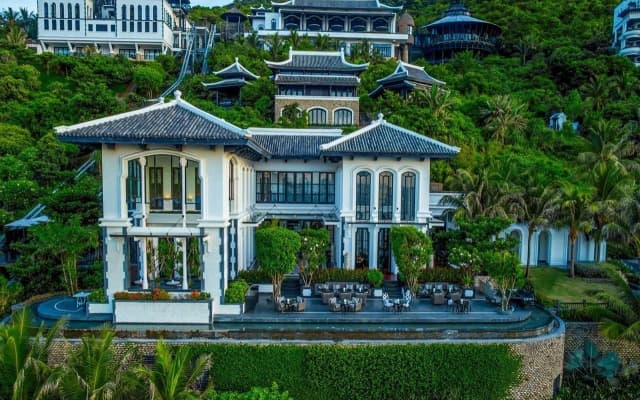 InterContinental Danang Sun Peninsula Resort by IHG
