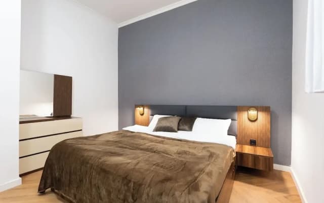 Chic & Modern 4BR Home in Old Tbilisi