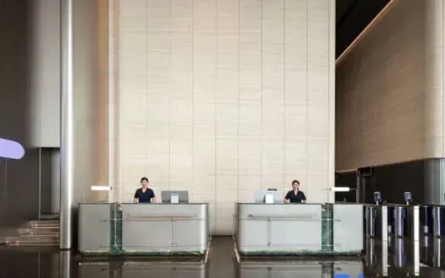 Atour Hotel Guangzhou Panyu Chimelong South Village Wanbo Metro Station