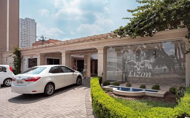 Lizon Curitiba Hotel