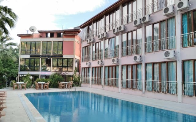 Oskar Hotel