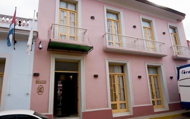 Hotel E La Ronda