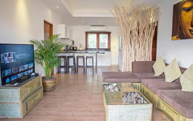 Tropical Season Villa Resort