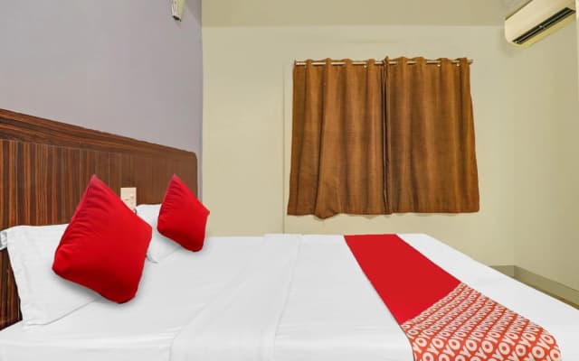 OYO Flagship 80444 Hrr Hotels