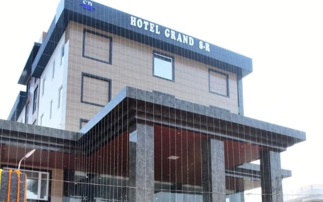 Hotel Grand SR