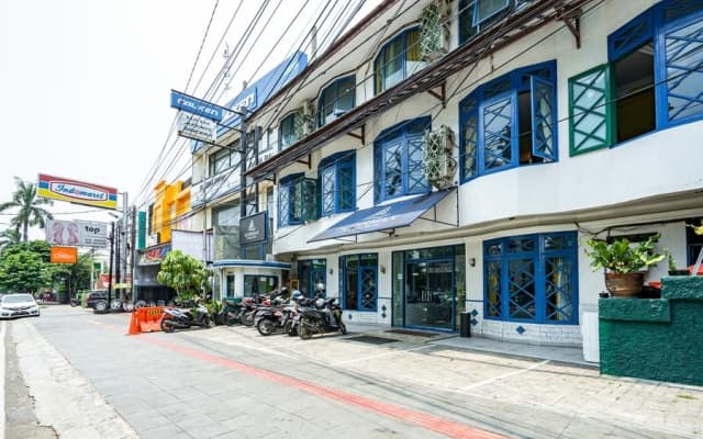 RedDoorz near Istana Bogor