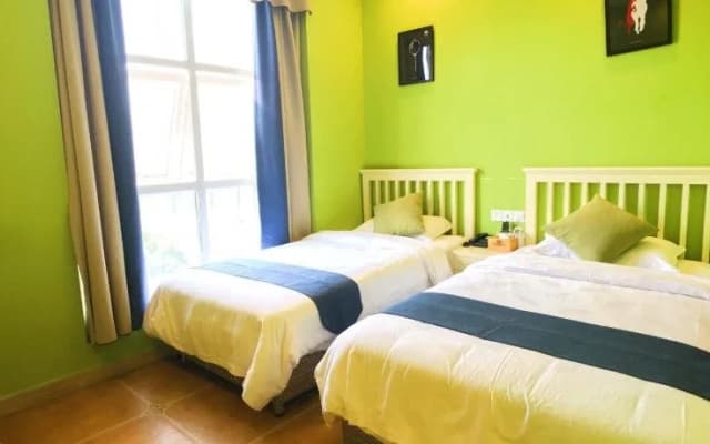 Leshan Haiyun International Youth Hostel