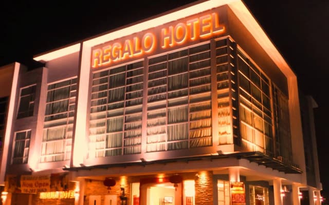 OYO 1009 Regalo Hotel