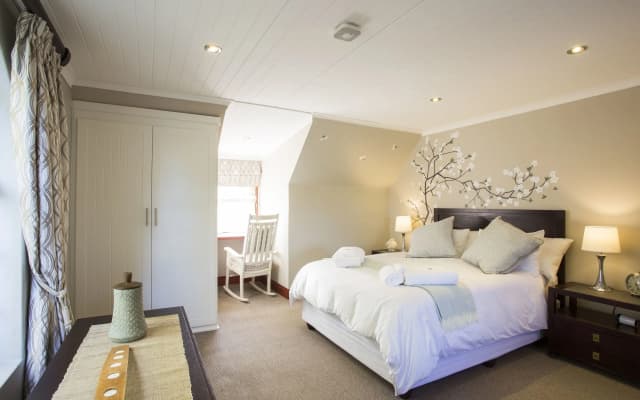 The Browns' Luxury Guest Suites