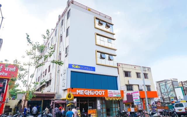 Fabhotel Gargi Galuxe