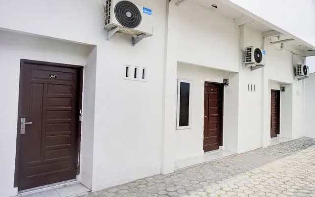 OYO 94768 Al-hamra Guest House