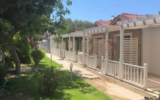 Отель Kıyı Suites Hotel Palamutbükü