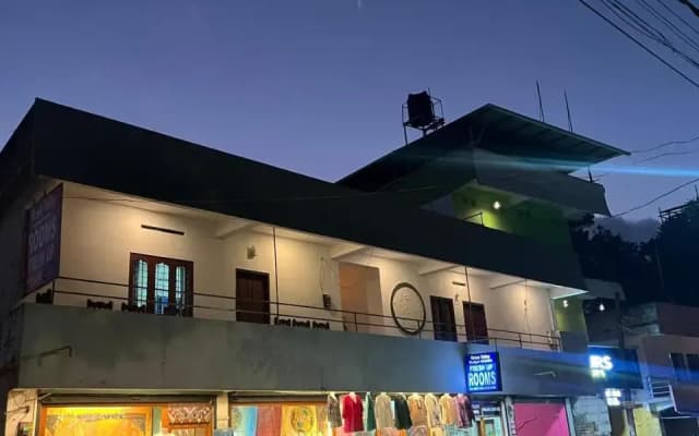 Courtyard Home Stay