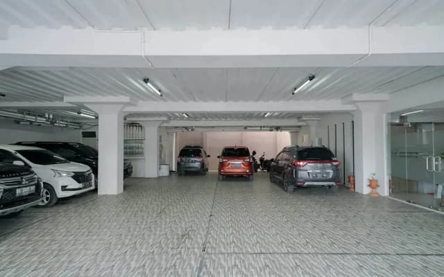 Urbanview Hotel Bari Syariah Palembang By RedDoorz