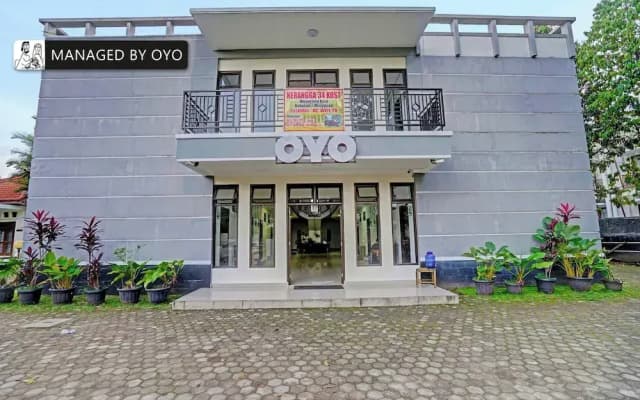 Hotel O Kambang Iwak Area Near Kambang Iwak Park Formerly Kerangga