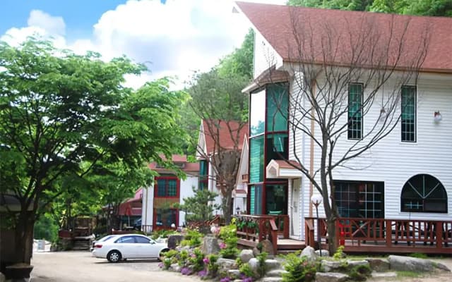 Pocheon Sunbeam Maru Pension