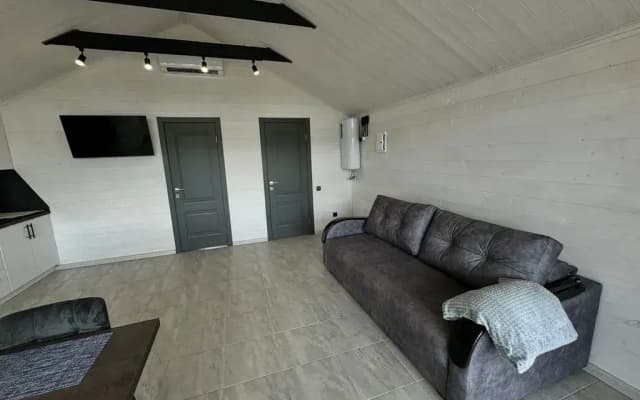 Нелжа House (Хаус) 2
