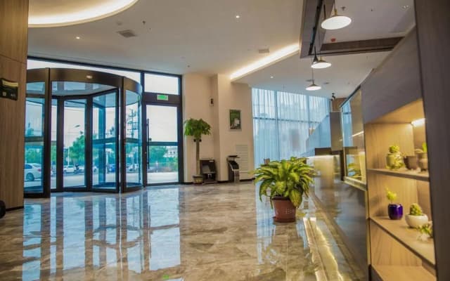 Home Inn UP Huayi Selected Hotel (Huanghua Zhongjie Branch)