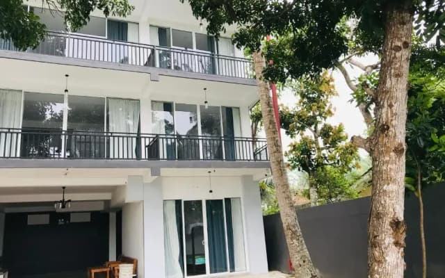 Sapiens Home Weligama bay
