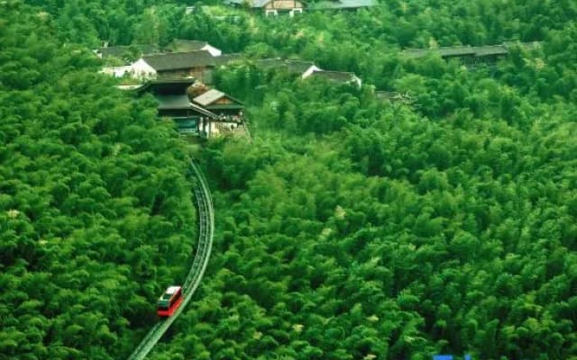 Wyndham Grand Plaza Royale Hot Springs Resort Tianmu Lake