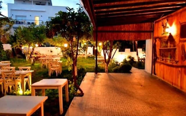 Double Inn Mari̇na Hotel