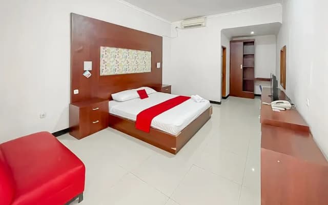 RedDoorz near Exit Toll Kalijati Subang